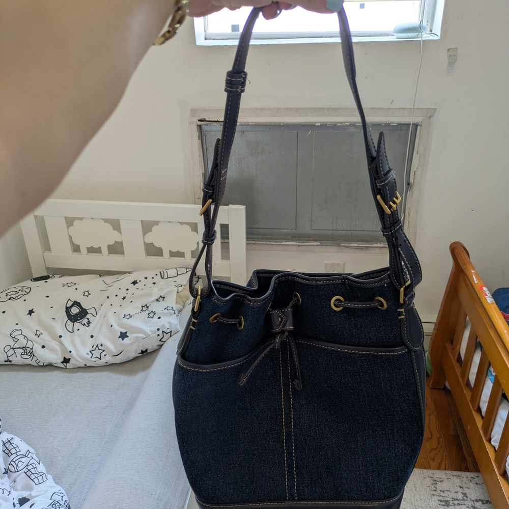 Stylish Black Bucket Bag